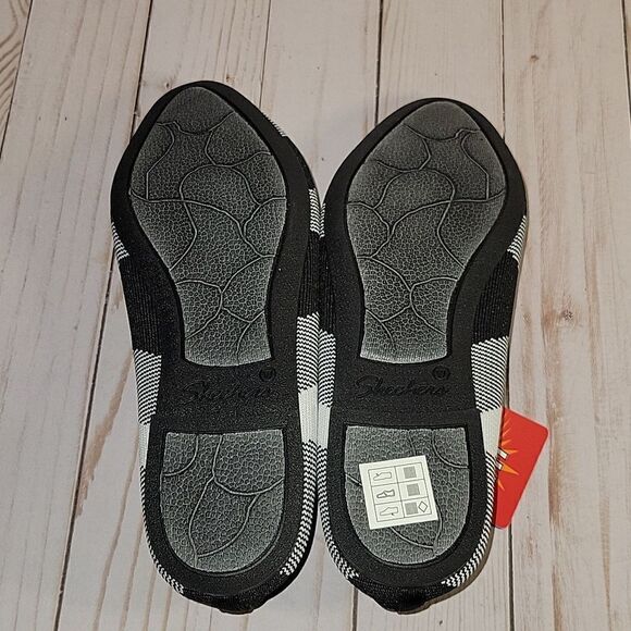 SKECHERS CLEO-SHERLOCK Women’s Slip On WIDE FIT Ballet Flats Black White Sz 7.5 - Picture 7 of 10